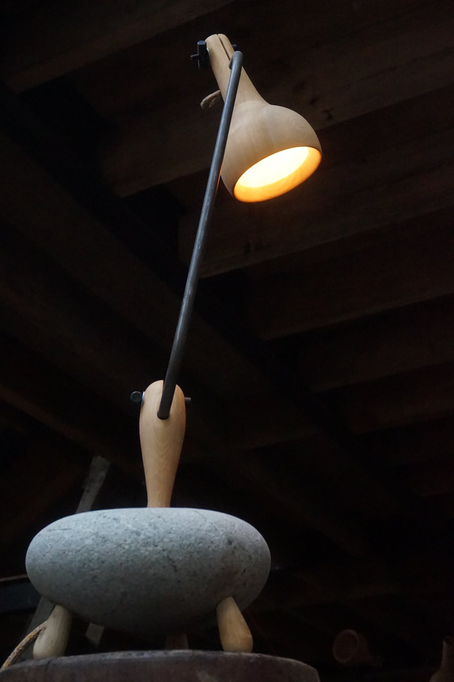Lámpara Alcachofa Madera 2 Articulaciones